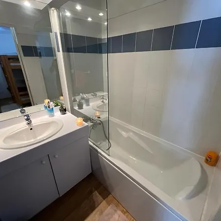 Appartement Lumineux Avec Une Belle Vue Montagne *